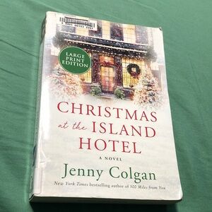 🐰 Christmas at the Island Hotel by Jenny Colgan
